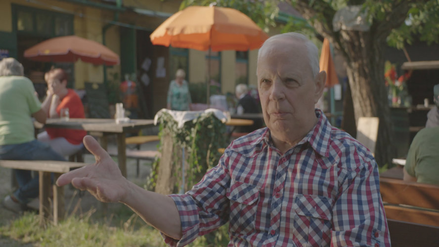 Adolf Schandl gibt bereitwillig Auskunft © kurtmayerfilm