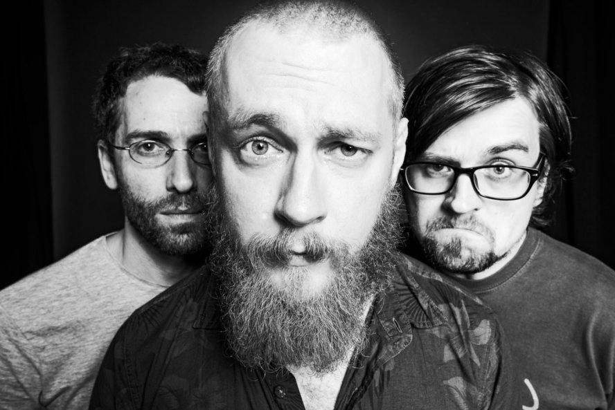 JÜ © Benjámin Szabò