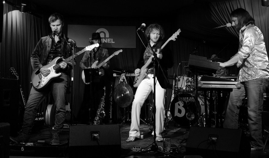 Blank Manuskript © Alessandro Wessely