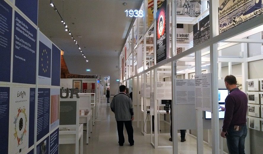 Dicht auf dicht: Regale, Schubladen, Plafond-Nutzungen. Foto: House of Austrian History © Alenka Kemptner 