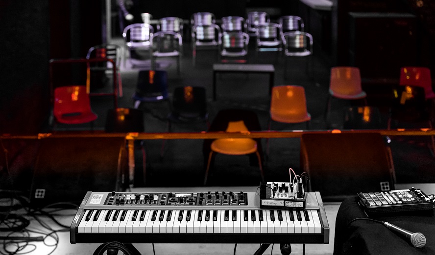 Fluc Wanne, bestuhlt © Michael Natter, https://kantine.photography/