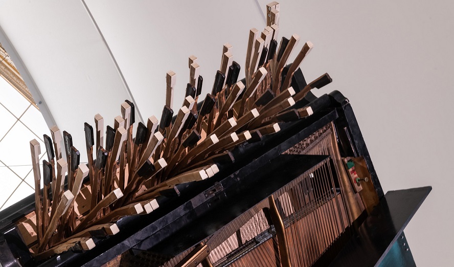 Rebecca Horn: »Concert for Anarchy« © KHM-Museumsverband