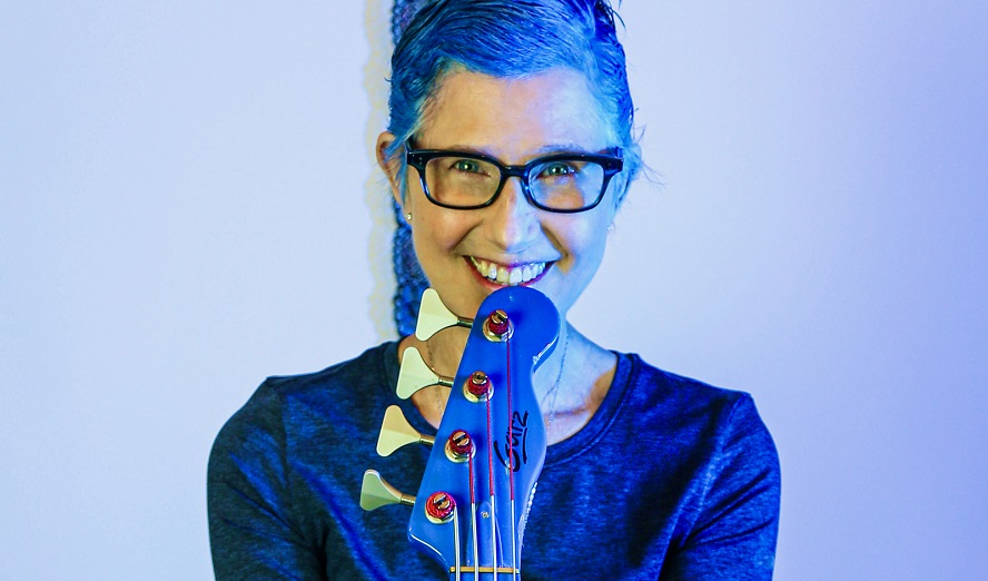 Kira © Rachel Roessler