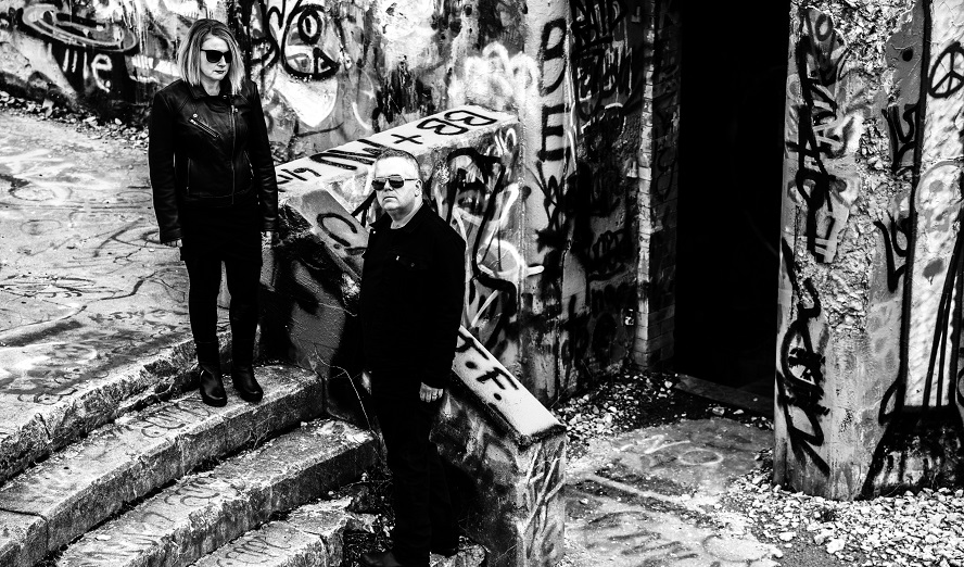 Elizabeth Virosa & Robert Galbraith © Mandi Martini