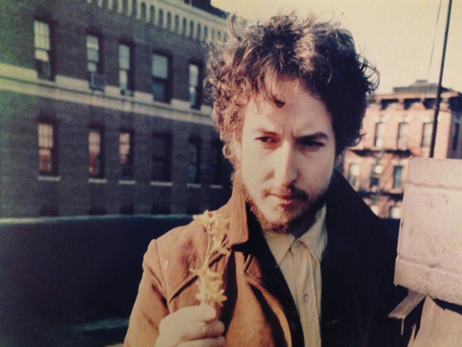 Fotos © <a href="https://www.sonymusic.com" target="_blank" title="https://www.sonymusic.com">www.sonymusic.com</a>