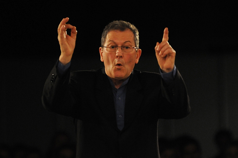 Festivalgründer & Dirigent Petr Kotík