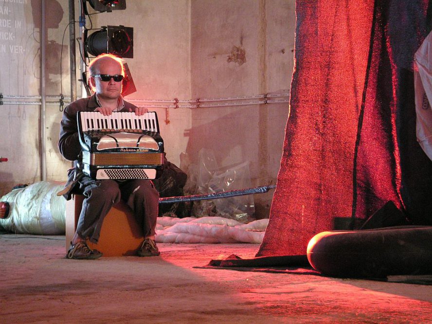 <a title="http://ottolechner.at/" target="_blank" href="http://ottolechner.at/">otto lechner</a> &copy; by klaus tauber