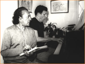 Ravi Shankar &amp; Philip Glass<br />all fotos: <a title="www.ravishankar.org" target="_blank" href="http://www.ravishankar.org">www.ravishankar.org</a><br />
