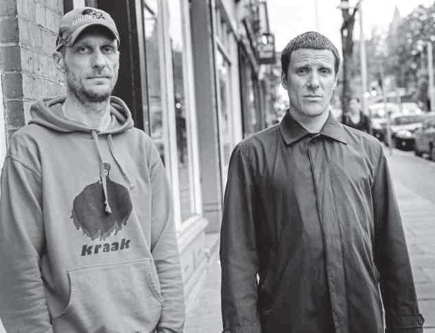 Fotos &copy; Simon Parfrement